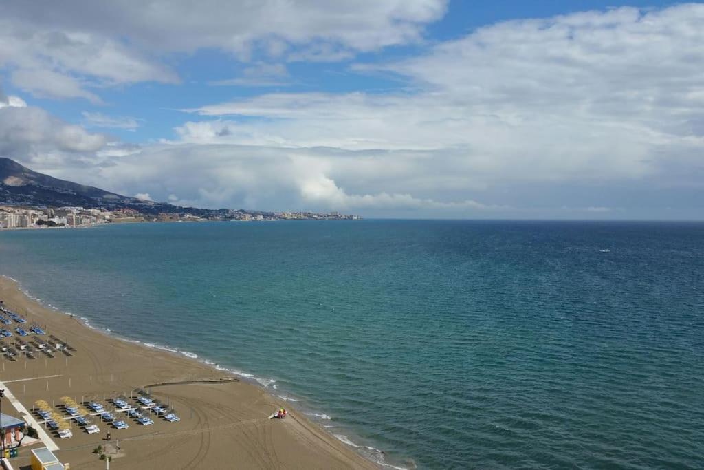 Seafront With Open-air Heated Pool Appartement